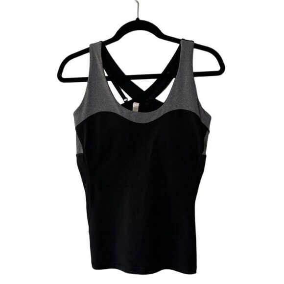 Lucy Women's Black Raceback Athletic Tank With Built in bra. Size Large - Picture 1 of 5